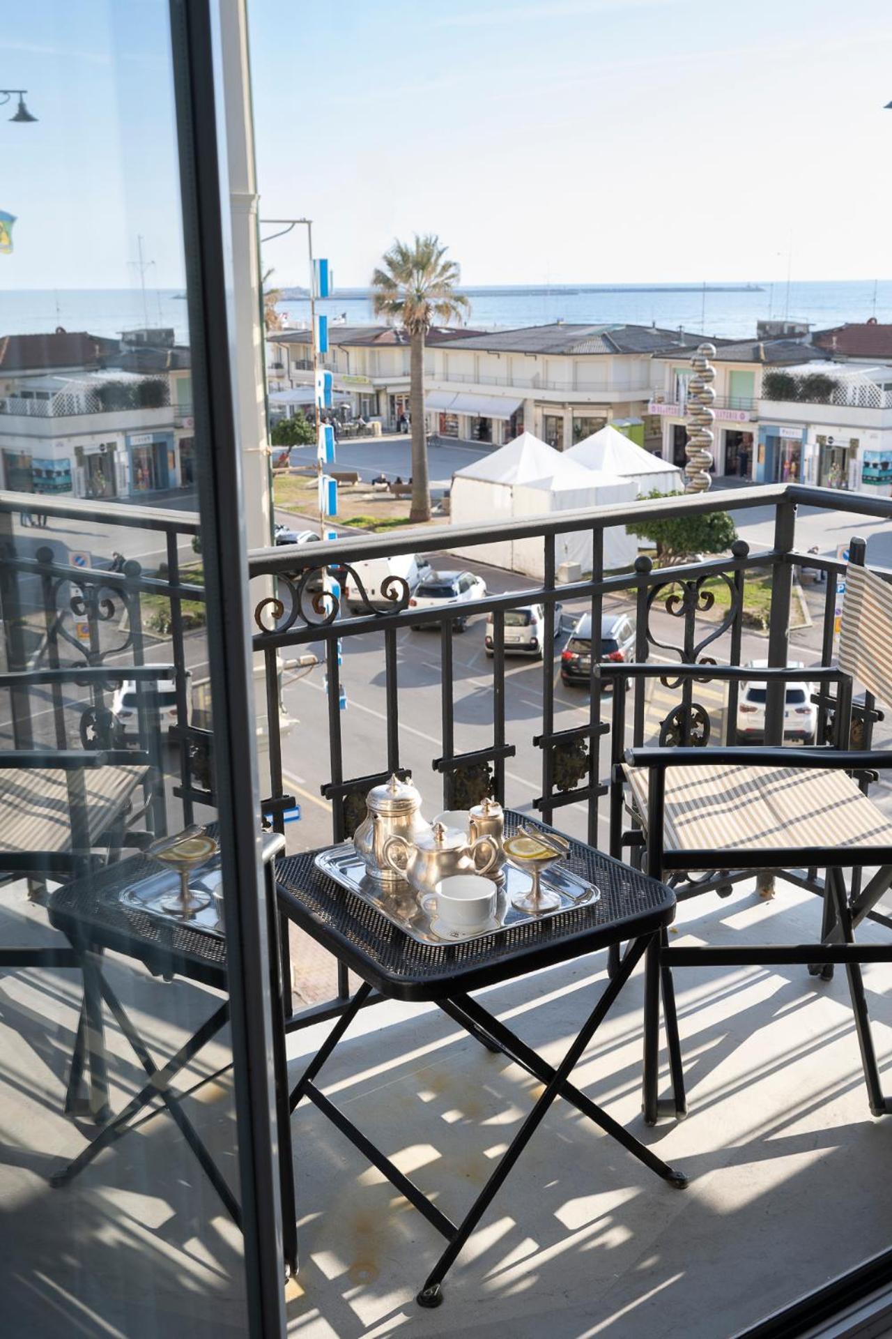 Palace Hotel Viareggio Esterno foto